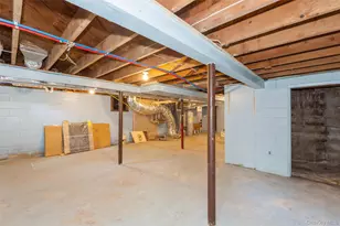 7 Magnolia Ln, Miller Place, NY 11764 - Photo 19