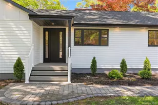 7 Magnolia Ln, Miller Place, NY 11764 - Photo 3