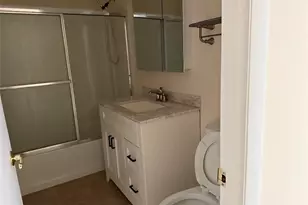 15 Granada Crescent, White Plains, NY 10603 - Photo 9