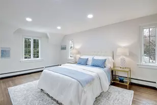 27 Oakland Dr, Port Washington, NY 11050 - Photo 13