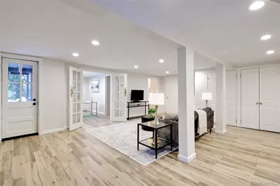 27 Oakland Drive, Port Washington, NY 11050 - Photo 21