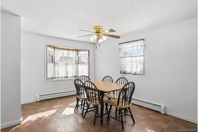 28 Paddock Place, Newburgh, NY 12550 - Photo 11