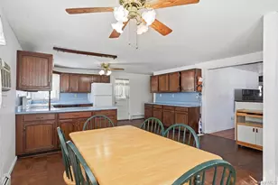 28 Paddock Pl, Newburgh, NY 12550 - Photo 13