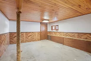 28 Paddock Pl, Newburgh, NY 12550 - Photo 29