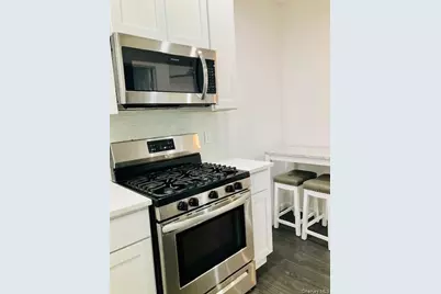 150 Fifth Avenue #1, Pelham, NY 10803 - Photo 3