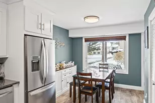 231 Springmeadow Dr, Holbrook, NY 11741 - Photo 3