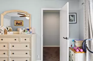 231 Springmeadow Dr, Holbrook, NY 11741 - Photo 15