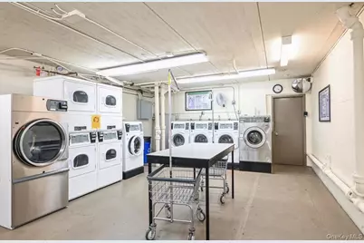 1120 Warburton Avenue #2A, Yonkers, NY 10701 - Photo 13