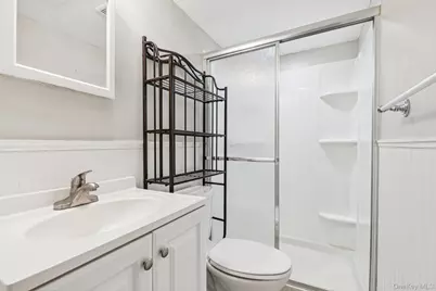 115 Arlington Road, Ronkonkoma, NY 11779 - Photo 41