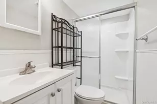 115 Arlington Rd, Ronkonkoma, NY 11779 - Photo 41