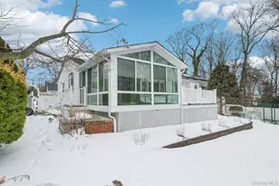 115 Arlington Rd, Ronkonkoma, NY 11779 - Photo 43