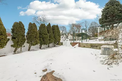 115 Arlington Road, Ronkonkoma, NY 11779 - Photo 47