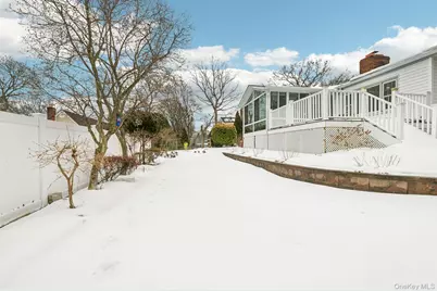 115 Arlington Road, Ronkonkoma, NY 11779 - Photo 45