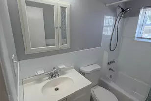 164-11 95th St, Howard Beach, NY 11414 - Photo 9