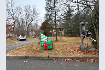 125 Burrows Lane, Blauvelt, NY 10913 - Photo 13