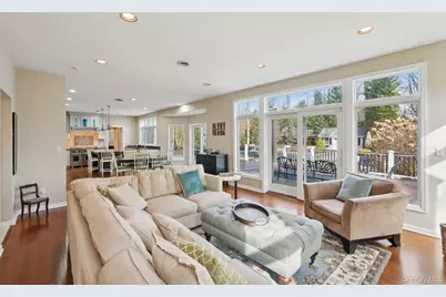 14 Pepperidge Drive, New City, NY 10956 - Photo 11