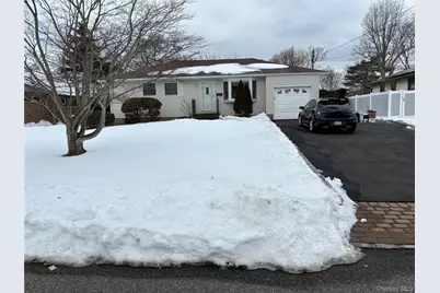 126 Michael Road, Oakdale, NY 11769 - Photo 1