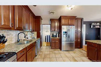 44 Roe Avenue, Cornwall, NY 12520 - Photo 11