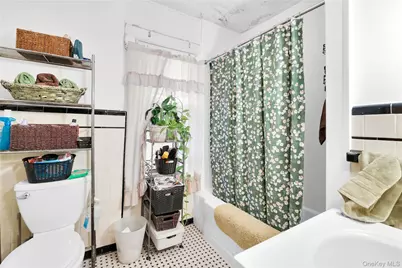 45 Aka 47 Saint James Terrace, Yonkers, NY 10704 - Photo 19