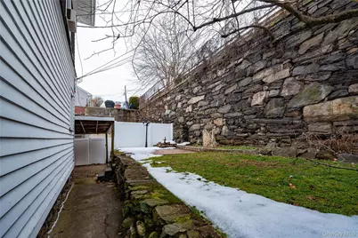 45 Aka 47 Saint James Terrace, Yonkers, NY 10704 - Photo 27