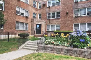 138-33 Jewel Ave, Flushing, NY 11367 - Photo 7