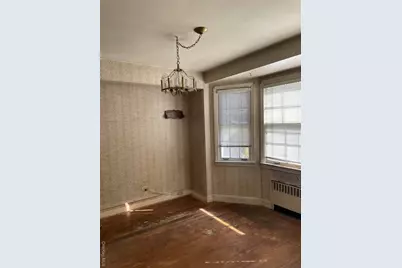 39 McCollom Place, Yonkers, NY 10704 - Photo 3