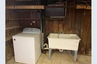 39 McCollom Place, Yonkers, NY 10704 - Photo 37