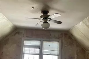 39 McCollom Pl, Yonkers, NY 10704 - Photo 15