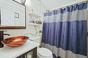 22 Eisenhower Ave, Brentwood, NY 11717 - Photo 13