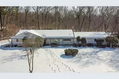 22 Wenwood Drive, Glen Head, NY 11545 - Photo 7