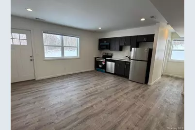 11 Alexandra Matthews Road #B, Wallkill, NY 12589 - Photo 9