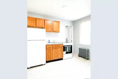 545 Broadway #5, Monticello, NY 02701 - Photo 9