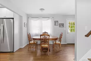 30 Linwood Pl, Massapequa Park, NY 11762 - Photo 5