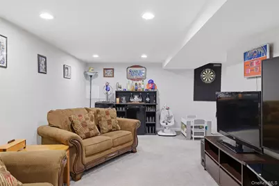 30 Linwood Place, Massapequa Park, NY 11762 - Photo 25