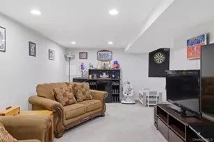 30 Linwood Pl, Massapequa Park, NY 11762 - Photo 25