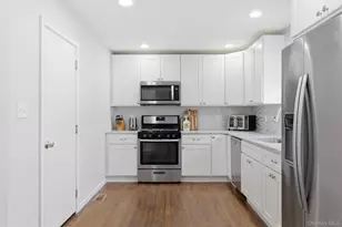 30 Linwood Pl, Massapequa Park, NY 11762 - Photo 7