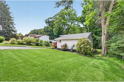 35 Wheeler Drive, Cortlandt Manor, NY 10567 - Photo 3