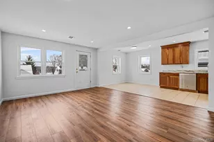 917 Parkway Pl, Yorktown Heights, NY 10598 - Photo 5