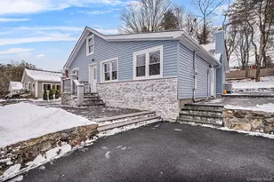 917 Parkway Pl, Yorktown Heights, NY 10598 - Photo 3