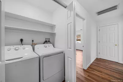 917 Parkway Place, Yorktown Heights, NY 10598 - Photo 13