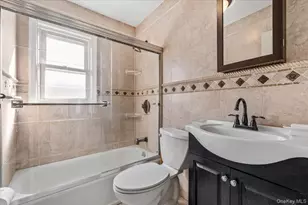 33 McKee St, Floral Park, NY 11001 - Photo 13