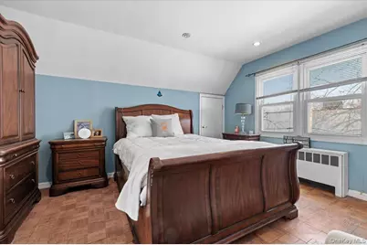 33 McKee Street, Floral Park, NY 11001 - Photo 19