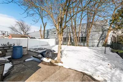 33 McKee Street, Floral Park, NY 11001 - Photo 29