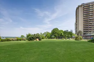 17-85 215th St, Bayside, NY 11360 - Photo 35