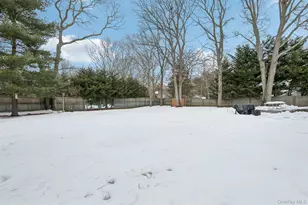 7 Joni Dr, Mount Sinai, NY 11766 - Photo 27