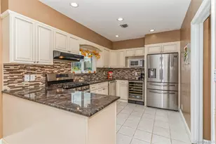 262 Channon Rd, Hewlett, NY 11557 - Photo 19