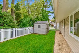 262 Channon Rd, Hewlett, NY 11557 - Photo 11