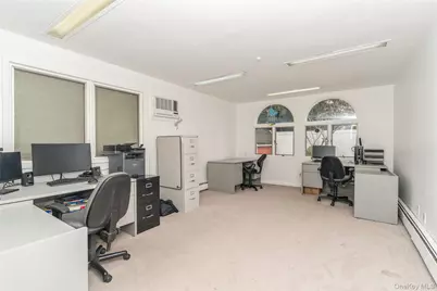 253 E Meadow Avenue, East Meadow, NY 11554 - Photo 19