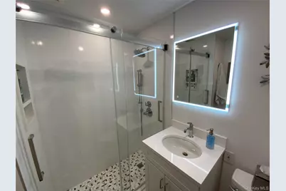 27110 Grand Central Parkway #25A, Floral Park, NY 11005 - Photo 25