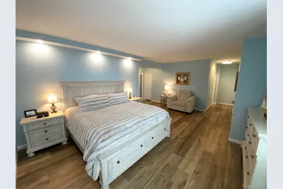 27110 Grand Central Parkway #25A, Floral Park, NY 11005 - Photo 19